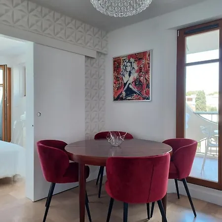 דירה Fenestrelle By Lgm Chambre, Climatisation, Wifi לה גרנד מוט